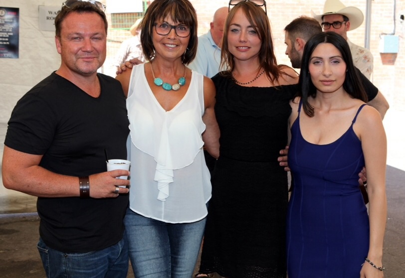 click for next image... slideshow image